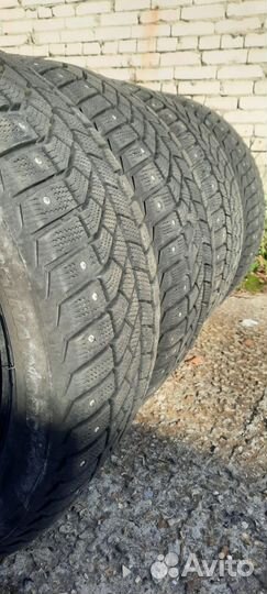 Viatti Brina Nordico V-522 215/50 R17