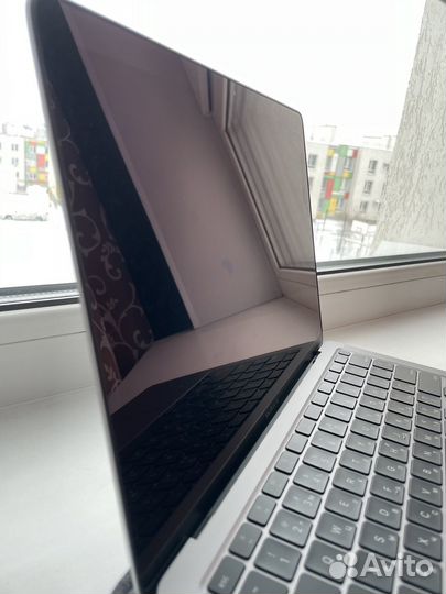 Macbook air m1 2020 8/256