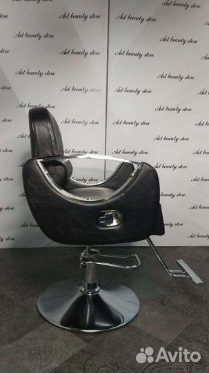 Парикмахерское кресло