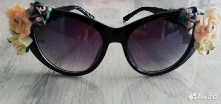 Солнцезащитные очки