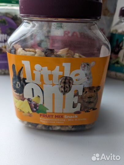 Корм для кроликов и лакомства