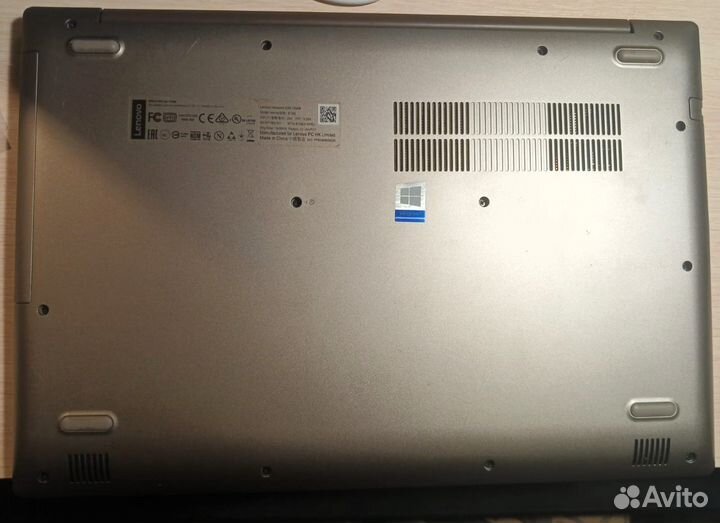 Ноутбук Lenovo IdeaPad IP330-15IKB
