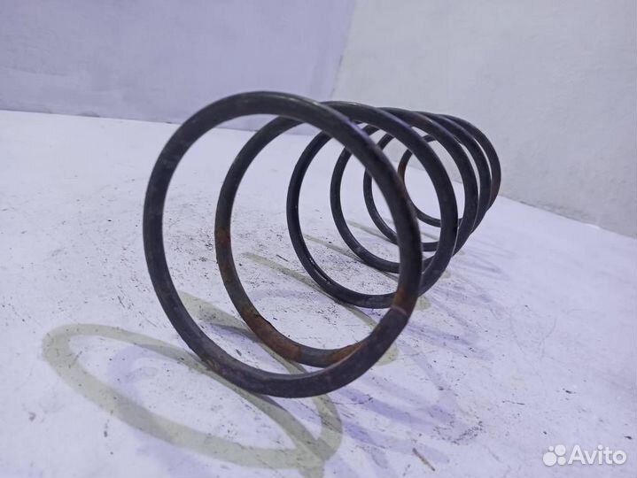 Пружина задняя Тойота