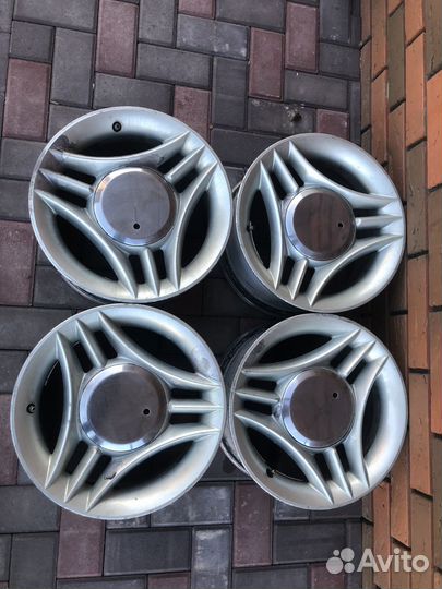 Литые диски Vicom R15