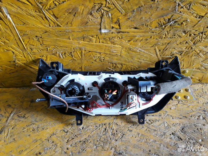 Блок управления климат-контролем (печкой)