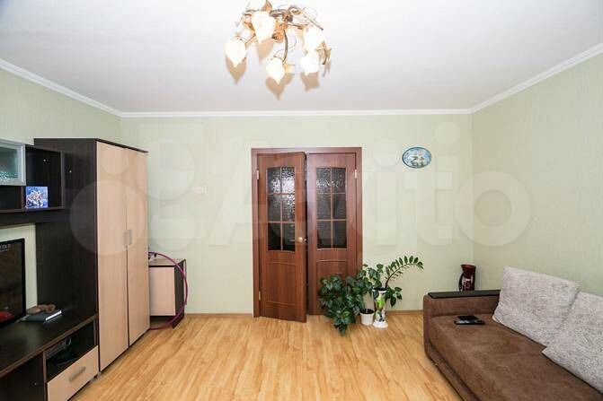 2-к. квартира, 53 м², 1/5 эт.