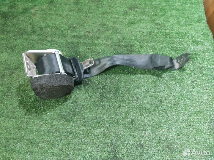 Ремень безопасности задний левый Ford Focus 2 1.8