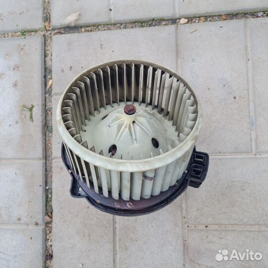 Моторчик отопителя BYD F3 bydf38101020