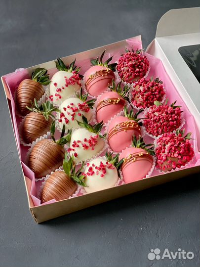 Клубника в шоколаде букет