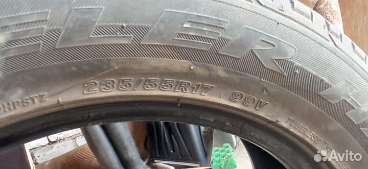 Bridgestone Dueler H/P 235/55 R17 99