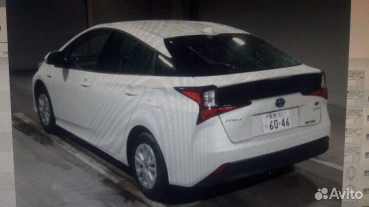 Козырек Toyota Prius ZVW55 2ZR-FXE 2019