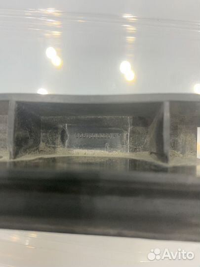 Уплотнитель капота Nissan X-Trail T31