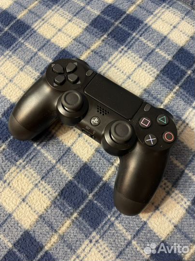 Sony PS4 геймпад