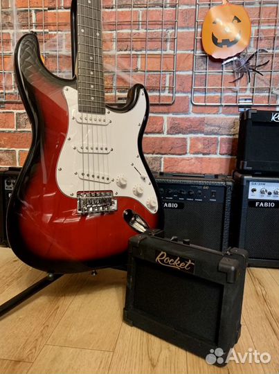 Электрогитара + портативный комбик