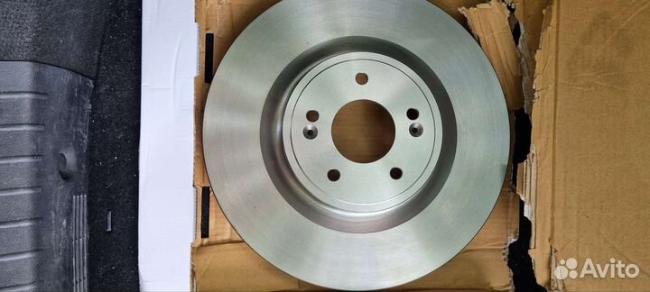 Тормозные диски перед kia stinger за 2 диска