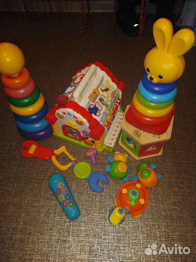 Детские развивающие игрушки пакетом