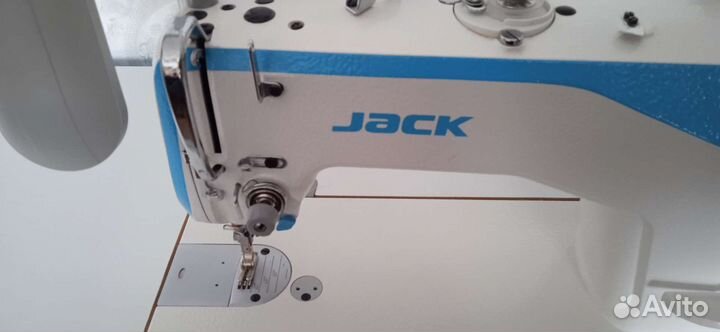 Швейная машинка