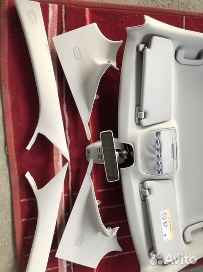 Обшивка потолка Mercedes C Class W205