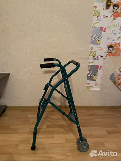 Ходунки для пожилых людей и инвалидов