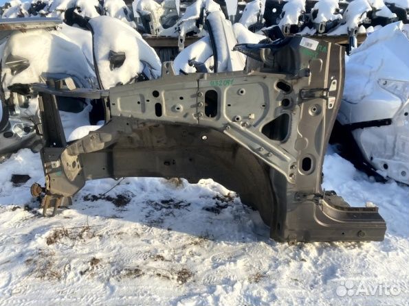 Четверть передняя Митсубиси Аутлендер 3 гф