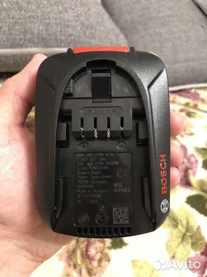 Зарядное устройство