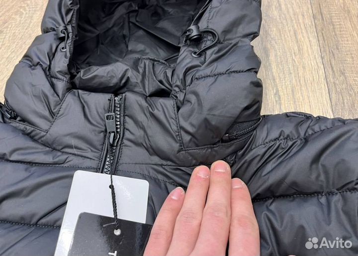 Куртки Tommy Hilfinger современные