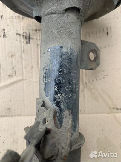 Geely Emgrand EC7 Стойка амортизатора передние