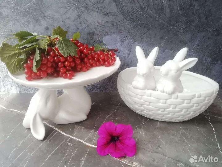 Посуда с кроликами в ассортименте