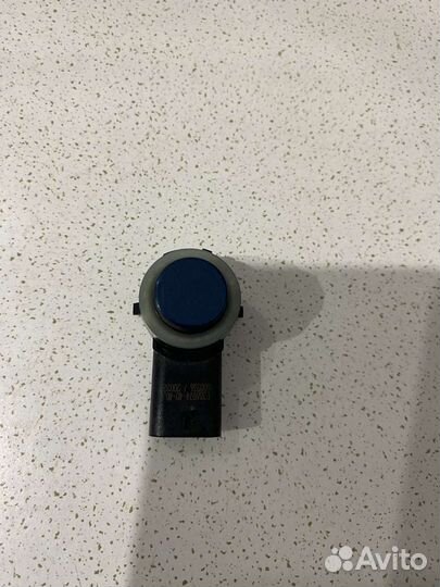 Датчик дистанции (парктроник) BMW 5 G30, 2017