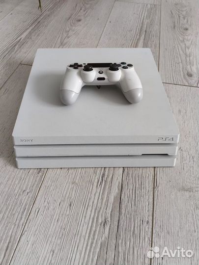 Sony playstation 4 PS4 pro 1tb с играми