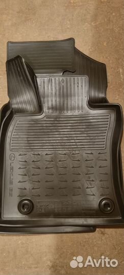 Резиновый коврик Lexus ES