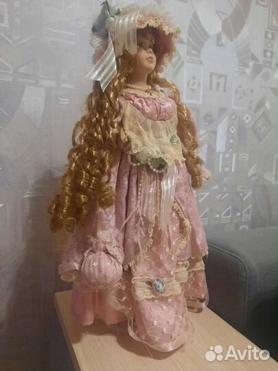 Кукла интерьерная и куклы прищепки