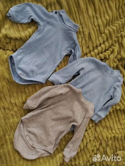 Продам пакет вещей на мальчика до года