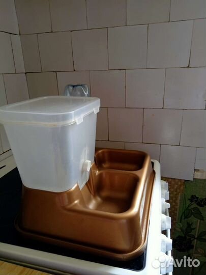 Автокормушка и автопоилка для кошек