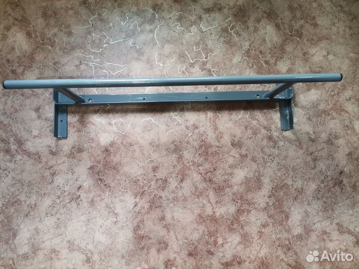 Турник настенный