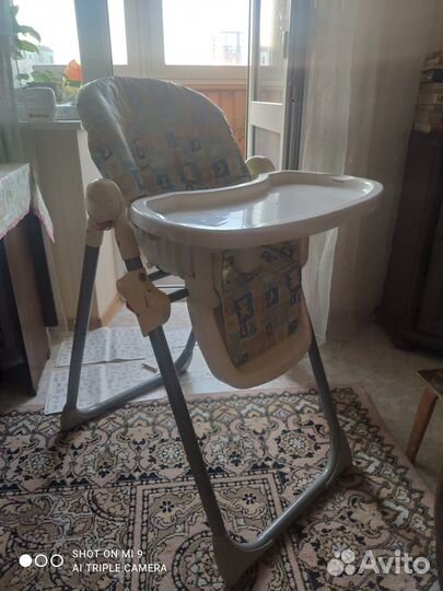 Детский стульчик для кормления