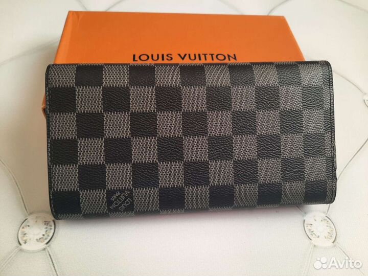 Louis vuitton кошелек