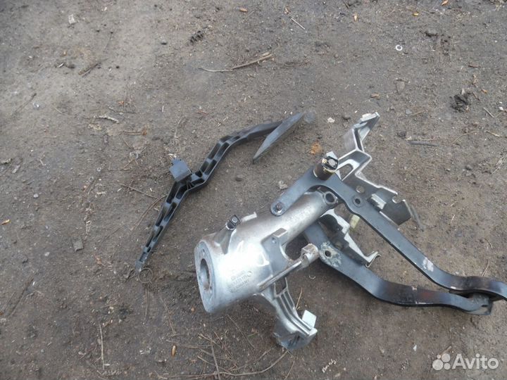 Педали Audi 80 B3