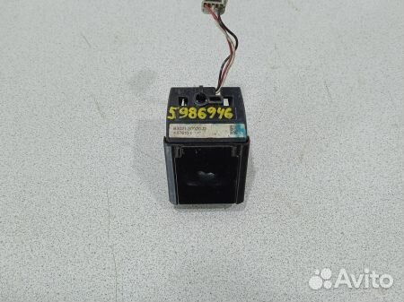 Камера заднего вида 8302130020D