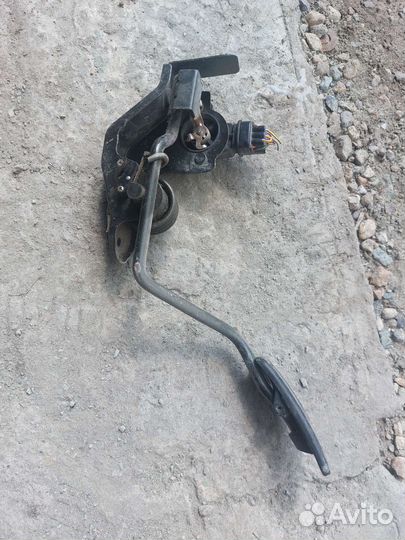 Педаль газа Toyota Land Cruizer Prado KZJ95