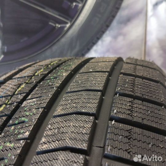 Tracmax X-Privilo S360 225/50 R17 98T