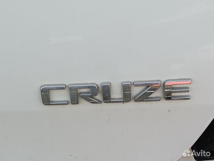 Эмблема шильдики рестайл Шевроле Круз хэтчбек