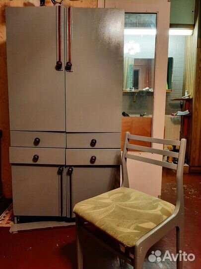 Стул деревянный