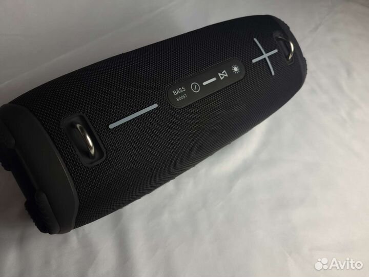 Портативная колонка с 3D-эффектом 80w и басом