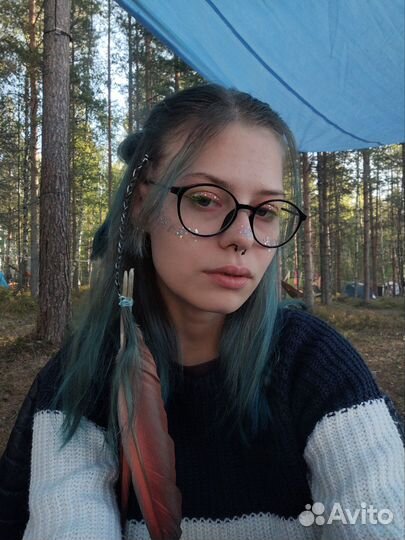 Сотрудник пункта выдачи