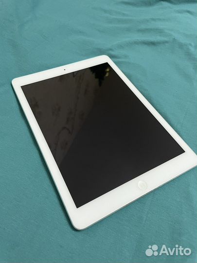 iPad Air Model A1475 Wi-Fi + Cellular (LTE) 32gb