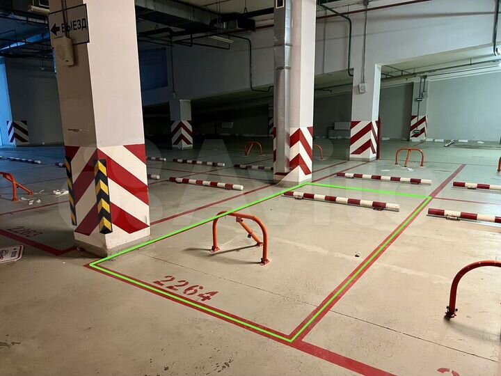 Машиноместо, 12 м²