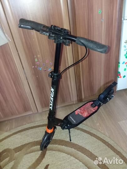 Самокат с дисковым тормозом