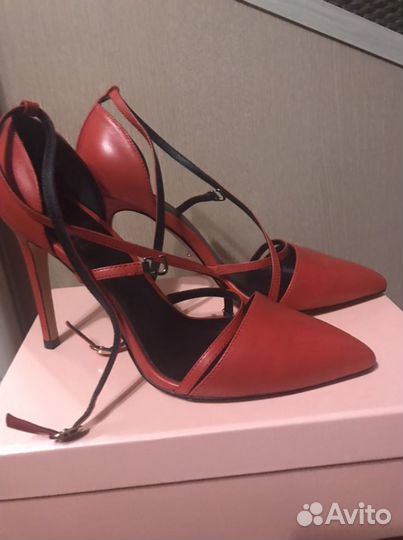 Босоножки,туфли