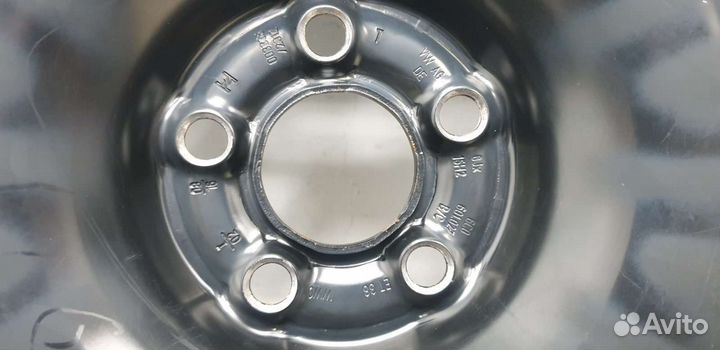 Колеса зима VolksWagen Polo R15 5x100 Nokian